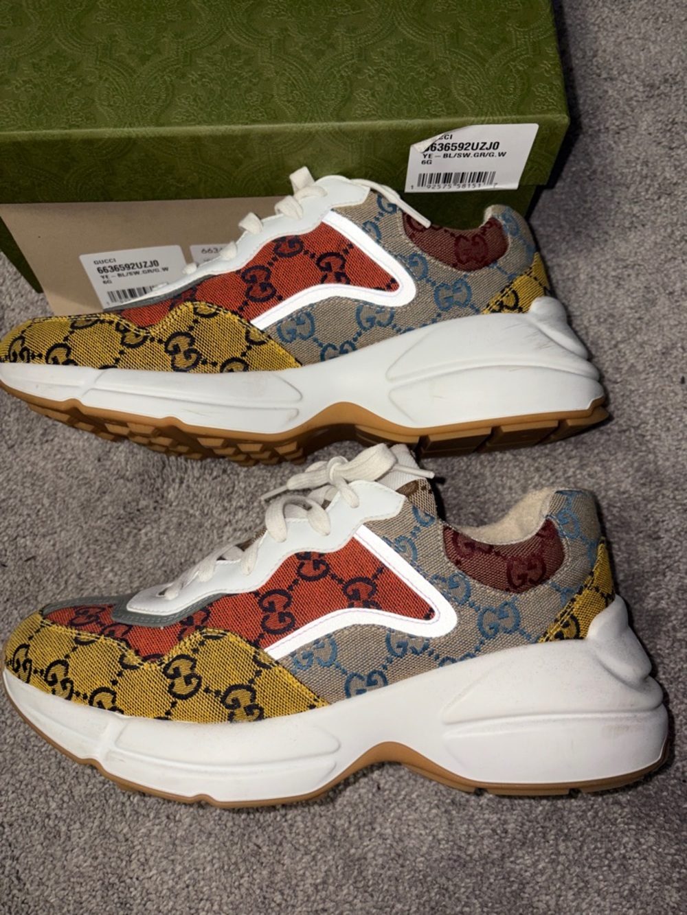 Gucci Rython Sneakers - Picture 2 of 5